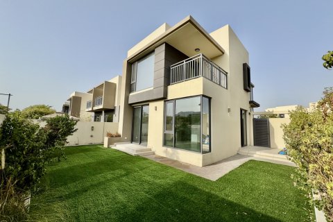 Dubai Hills Estate, UAE의 빌라 침실 4개, 195제곱미터 번호 692834