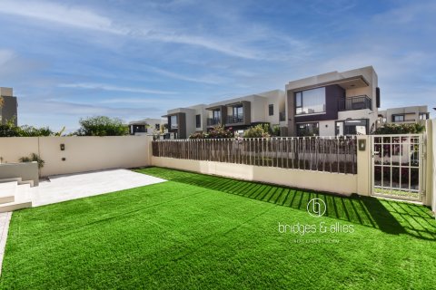 Βίλα σε Dubai Hills Estate, ΗΑΕ 4 υπνοδωμάτια, 195 τ.μ. Αρ. 692834 - φωτογραφία 16