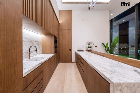 Vilă de închiriat în Al Wasl, Dubai, EAU 5 dormitoare, 930.2 mp. №694388 - poză 13