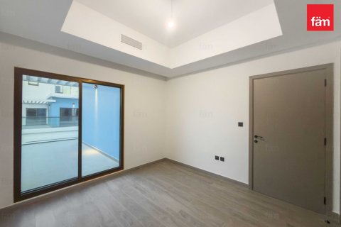 Rijtjeshuis te huur in Dubai, VAE 5 slaapkamers, 219.5 vr.m., nr 694384 - foto 7