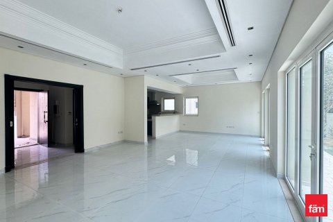 Villa sa Al Furjan, Dubai, UAE 4 silid-tulugan, 600 sq.m. № 631777 - larawan 15