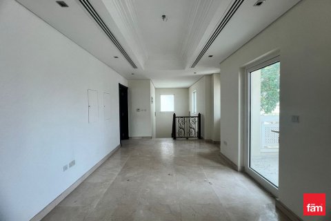 Villa sa Al Furjan, Dubai, UAE 4 silid-tulugan, 600 sq.m. № 631777 - larawan 12