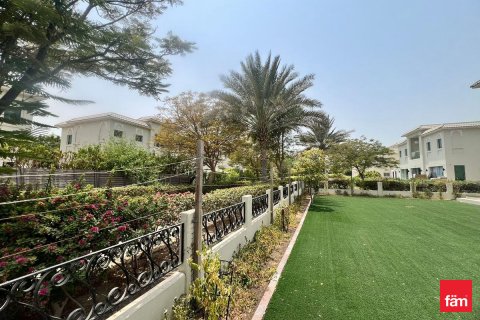 Villa sa Al Furjan, Dubai, UAE 4 silid-tulugan, 600 sq.m. № 631777 - larawan 18