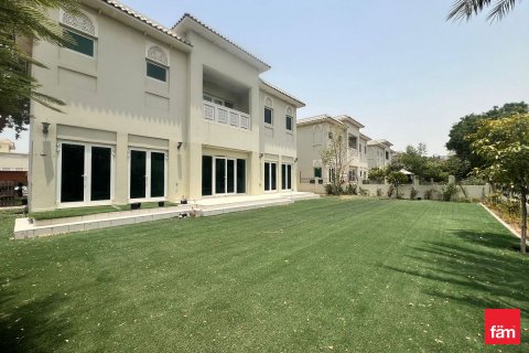 Villa sa Al Furjan, Dubai, UAE 4 silid-tulugan, 600 sq.m. № 631777 - larawan 19
