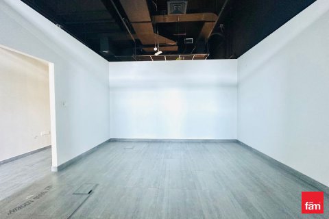 Dyqan në Dubai, Emiratet e Bashkuara Arabe 78.3 m2. № 631780 - Foto 7