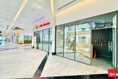 Dyqan në Dubai, Emiratet e Bashkuara Arabe 78.3 m2. № 631780 - Foto 12