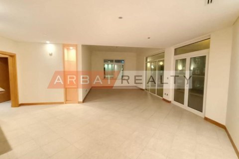 דירה ב Palm Jumeirah, Dubai, איחוד האמירויות 3 חדרי שינה, 200.11 מ