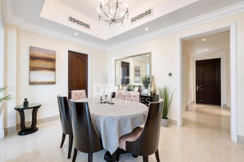 Apartamento para arrendamento em Downtown Dubai (Downtown Burj Dubai), Dubai, EAU 2 quartos, 143.81 m2 № 762583 - foto 18