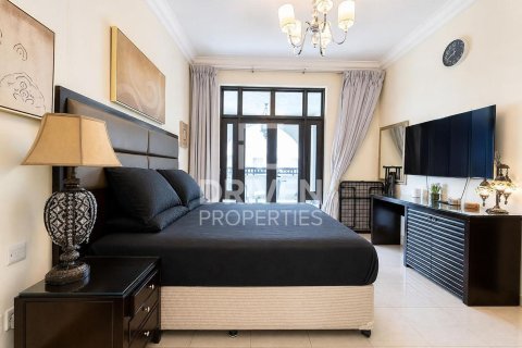 Apartamento para arrendamento em Downtown Dubai (Downtown Burj Dubai), Dubai, EAU 2 quartos, 143.81 m2 № 762583 - foto 6