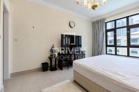 Apartamento para arrendamento em Downtown Dubai (Downtown Burj Dubai), Dubai, EAU 2 quartos, 143.81 m2 № 762583 - foto 20