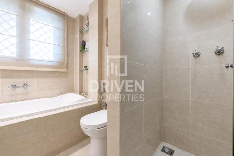 Apartamento para arrendamento em Downtown Dubai (Downtown Burj Dubai), Dubai, EAU 2 quartos, 143.81 m2 № 762583 - foto 27