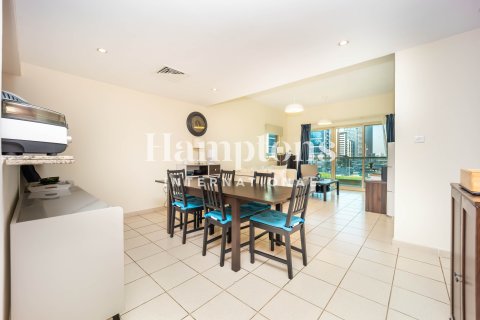 Apartment til leje i Greens, Dubai, UAE 2 soveværelser, 105.27024736 kvm № 720770 - foto 5