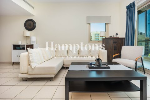 Apartment til leje i Greens, Dubai, UAE 2 soveværelser, 105.27024736 kvm № 720770 - foto 16