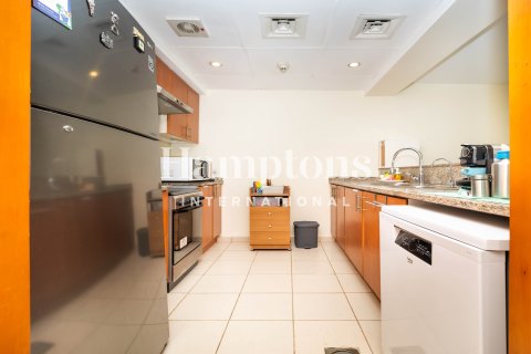 Apartment til leje i Greens, Dubai, UAE 2 soveværelser, 105.27024736 kvm № 720770 - foto 9