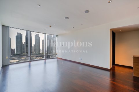Apartment til leje i Burj Khalifa, Dubai, UAE 2 soveværelser, 152.26801700 kvm № 720771 - foto 9