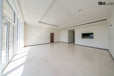 Apartamento en alquiler en Palm Jumeirah, Dubai, EAU 3 dormitorios, 210.4 m2 № 691567 - foto 4