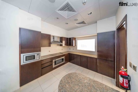 Appartement te huur in Palm Jumeirah, Dubai, VAE 3 slaapkamers, 210.4 vr.m., nr 691567 - foto 29