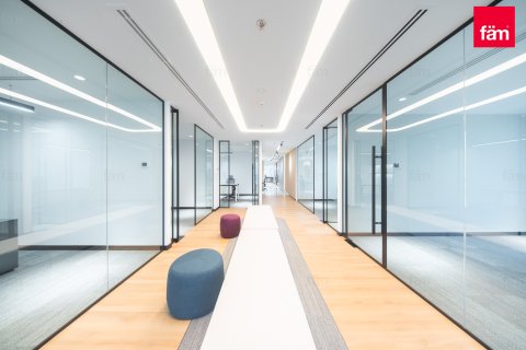 Üürile anda kontor asukohaga Dubai, AÜE: 800 m² Nr 691354 - pilt 17
