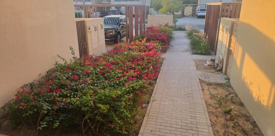آپارتمان در Dubai ، امارات متحده عربی 3 خوابه ، 216 متر مربع.  شماره 691350