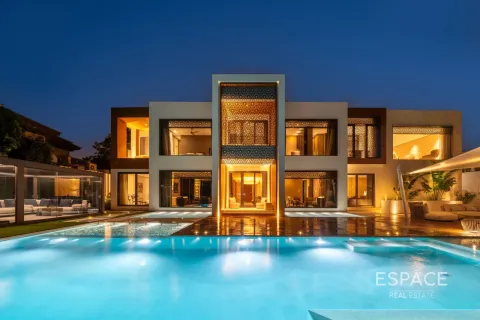 Vila di Palm Jumeirah, Dubai, UAE 5 bilik tidur, 929 meter persegi № 738346 - foto 1