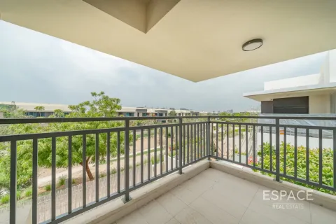 Villa para arrendamento em Dubai Hills Estate, Dubai, EAU 5 quartos, 254 m2 № 738347 - foto 17