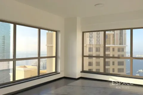 Apartmen di Jumeirah Beach Residence, Dubai, UAE 2 bilik tidur, 123 meter persegi № 738345 - foto 3