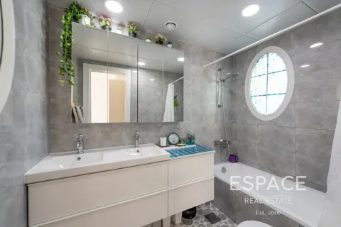 Üürile anda villa asukohaga The Springs, Dubai, AÜE: 3 magamistoaga, 167 m² Nr 738349 - pilt 14