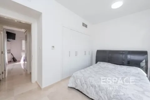 Üürile anda villa asukohaga The Springs, Dubai, AÜE: 3 magamistoaga, 167 m² Nr 738349 - pilt 13