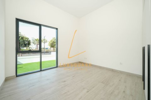 Villa te huur in Al Furjan, Dubai, VAE 5 slaapkamers, 624 vr.m., nr 717833 - foto 16