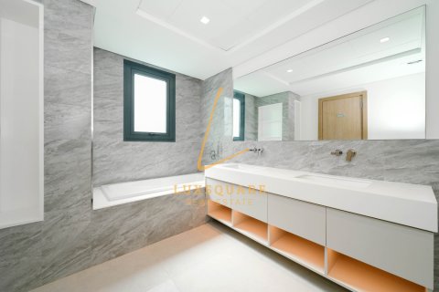 Villa te huur in Al Furjan, Dubai, VAE 5 slaapkamers, 624 vr.m., nr 717833 - foto 29