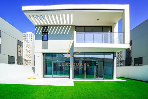 Villa te huur in Al Furjan, Dubai, VAE 4 slaapkamers, 480 vr.m., nr 717832 - foto 22