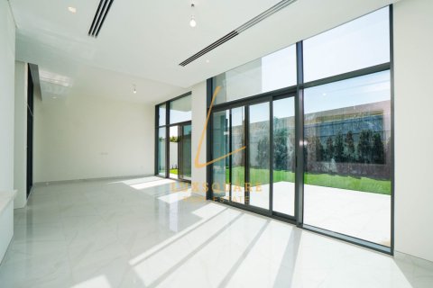 Villa te huur in Al Furjan, Dubai, VAE 4 slaapkamers, 480 vr.m., nr 717832 - foto 4