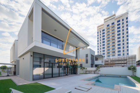 Vila v Al Furjan, Dubai, SAE 4 ložnice, 570 m² Č.: 717831 - fotografie 15