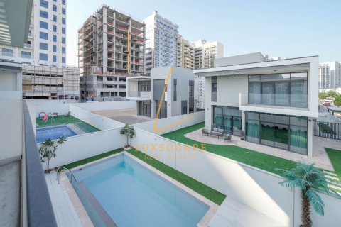 Villa itt: Al Furjan, Dubai, EAE, 4 hálószoba, 570 m², azonosító: 717831 - fénykép 25