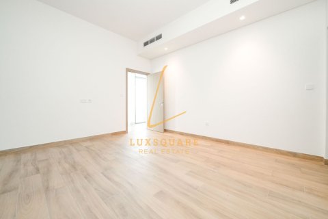 Vila u Al Furjan, Dubai, UAE 4 spavaćih soba, 570 m2 Br. 717831 - fotografija 24