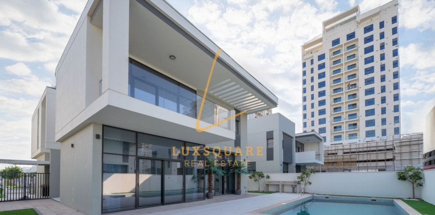 Villa itt: Al Furjan, Dubai, EAE, 4 hálószoba, 570 m², azonosító: 717831