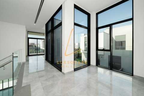Vila u Al Furjan, Dubai, UAE 4 spavaćih soba, 570 m2 Br. 717831 - fotografija 27