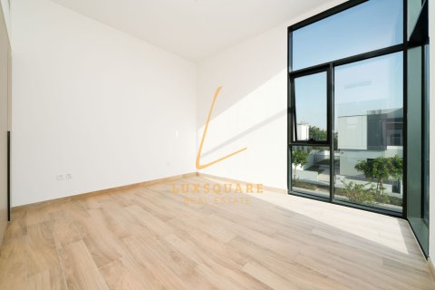 Vila u Al Furjan, Dubai, UAE 4 spavaćih soba, 570 m2 Br. 717831 - fotografija 21