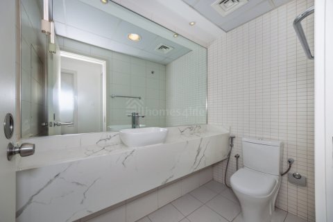 Lägenhet till försäljning i Dubai Media City, Dubai, UAE 1 sovrum, 81 kvm Nr. 717779 - fotografi 18