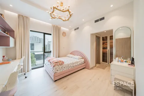 Villa te koop in Al Furjan, Dubai, VAE 4 slaapkamers, 323 vr.m., nr 649650 - foto 11
