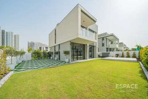 Villa te koop in Al Furjan, Dubai, VAE 4 slaapkamers, 323 vr.m., nr 649650 - foto 1