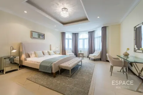 Vila di Palm Jumeirah, Dubai, UEA 4 kamar tidur, 622 m2 nomor 649652 - foto 12