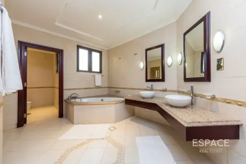 Vila di Palm Jumeirah, Dubai, UEA 4 kamar tidur, 622 m2 nomor 649652 - foto 9