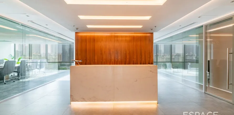 Pejabat di Dubai, UAE 461 meter persegi № 649654