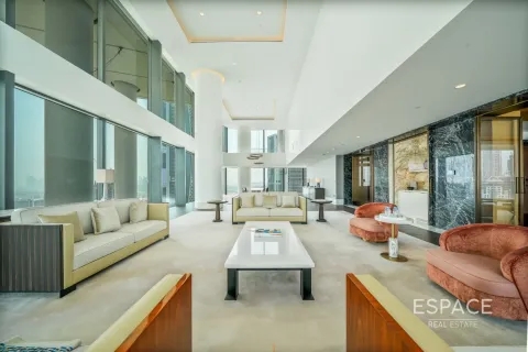 Tvåvåningshus till försäljning i Business Bay, Dubai, UAE 4 sovrum, 949 kvm Nr. 649653 - fotografi 3