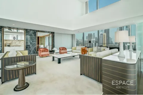 Tvåvåningshus till försäljning i Business Bay, Dubai, UAE 4 sovrum, 949 kvm Nr. 649653 - fotografi 6