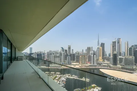 Tvåvåningshus till försäljning i Business Bay, Dubai, UAE 4 sovrum, 949 kvm Nr. 649653 - fotografi 19