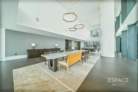 Tvåvåningshus till försäljning i Business Bay, Dubai, UAE 4 sovrum, 949 kvm Nr. 649653 - fotografi 4