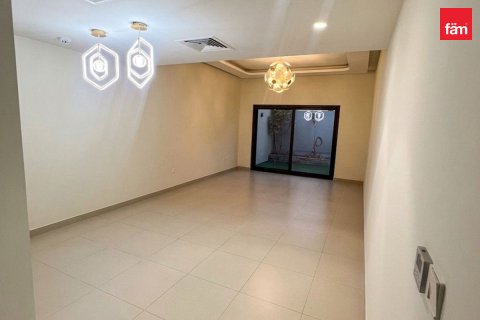 Villa in vendita a Dubai, EAU 2 camere da letto, 131.2 mq. № 760515 - foto 7