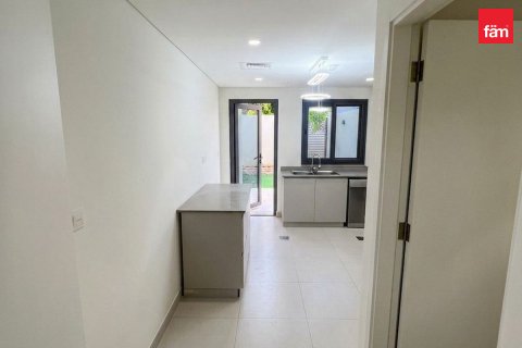 Villa in vendita a Dubai, EAU 2 camere da letto, 131.2 mq. № 760515 - foto 10
